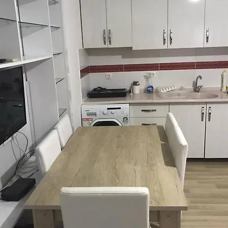 On The Chalish Beach Apartment *